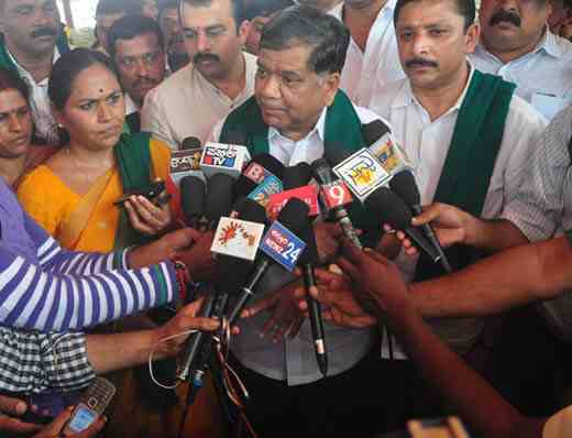 Jagadish Shetter in manipal 2